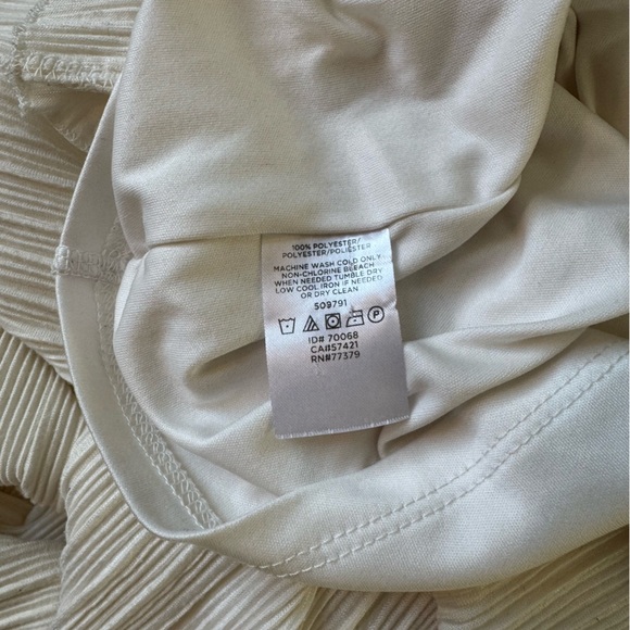 Ann Taylor Blouse - Picture 4 of 6